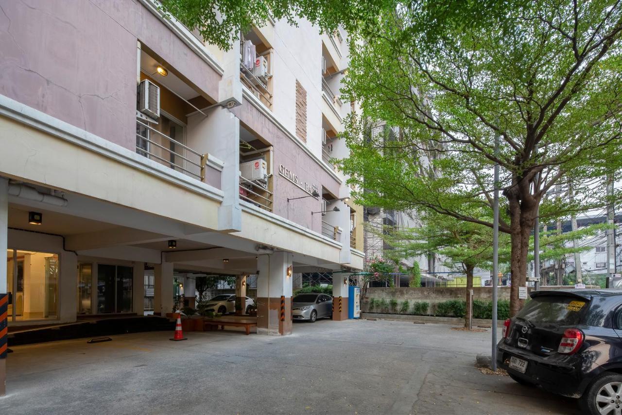 Gems Park Don Mueang Airport And Bts Hotel Bangkok Exterior photo